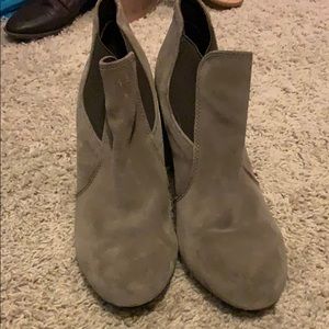 Grey/light brown wedges